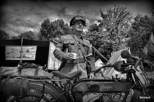 A.Passchendaele themaw. (9)